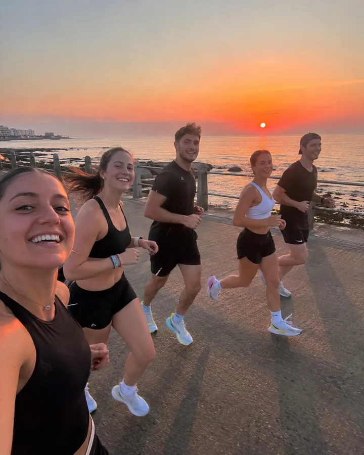 A trend: dawn run clubs